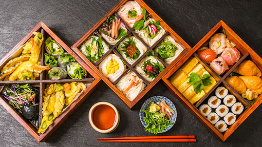 در ژاپن چه بخوریم: لیست کامل خوشمزه ترین غذاهای ژاپنی و مواد تشکیل دهنده آن